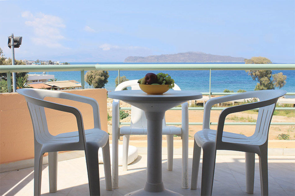 Calypso Hotel Apartments Ханья Экстерьер фото